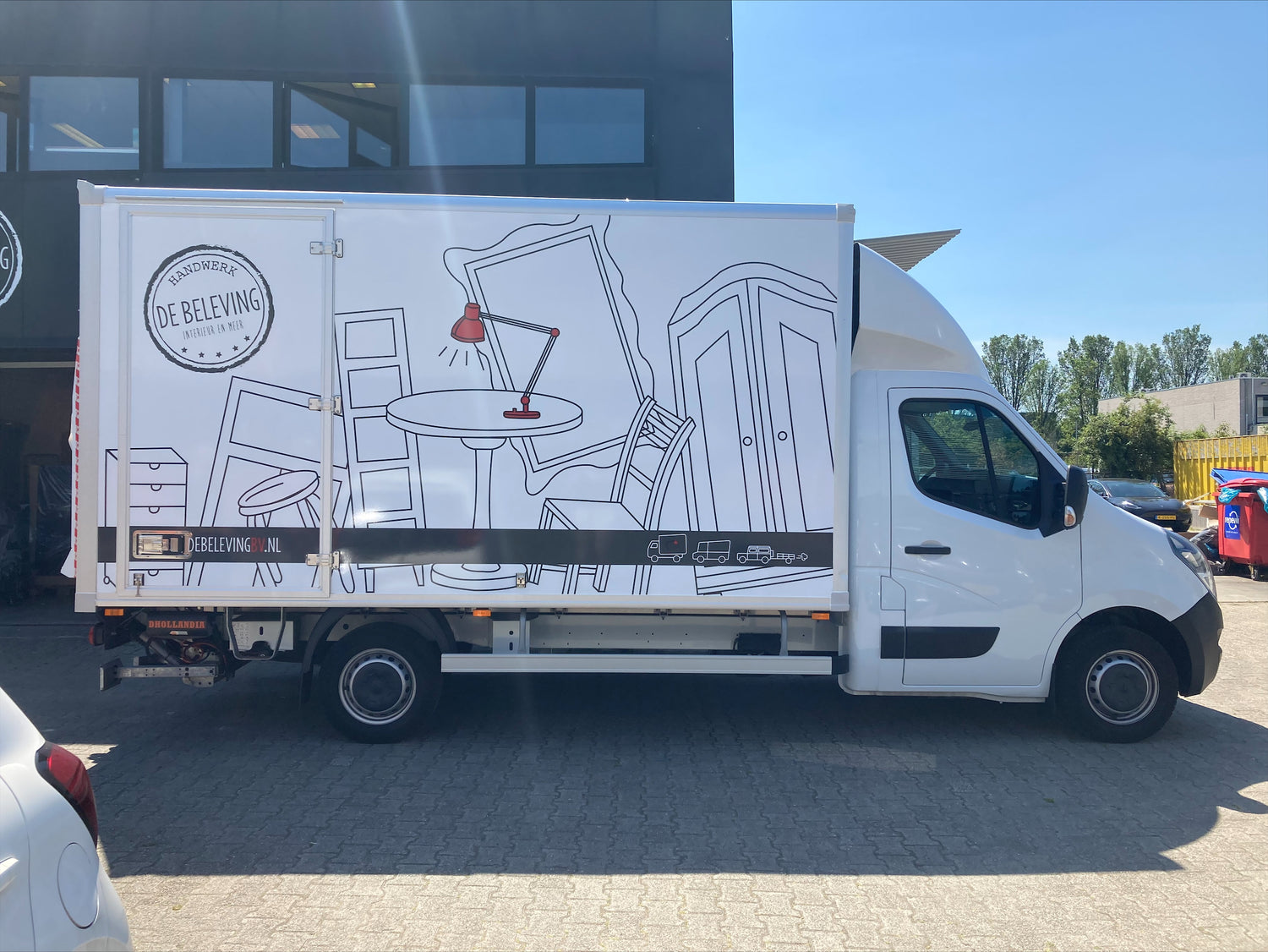 Nieuwe bakwagen De Beleving interieur